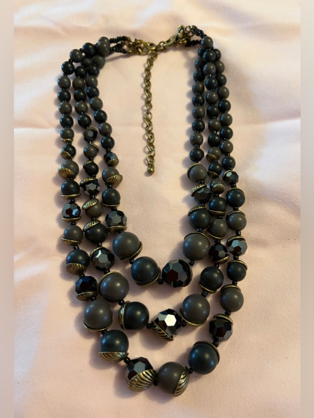 Source Unknown NWOT  Matte Gray and Antique Gold Multi-Strand Necklace 16”